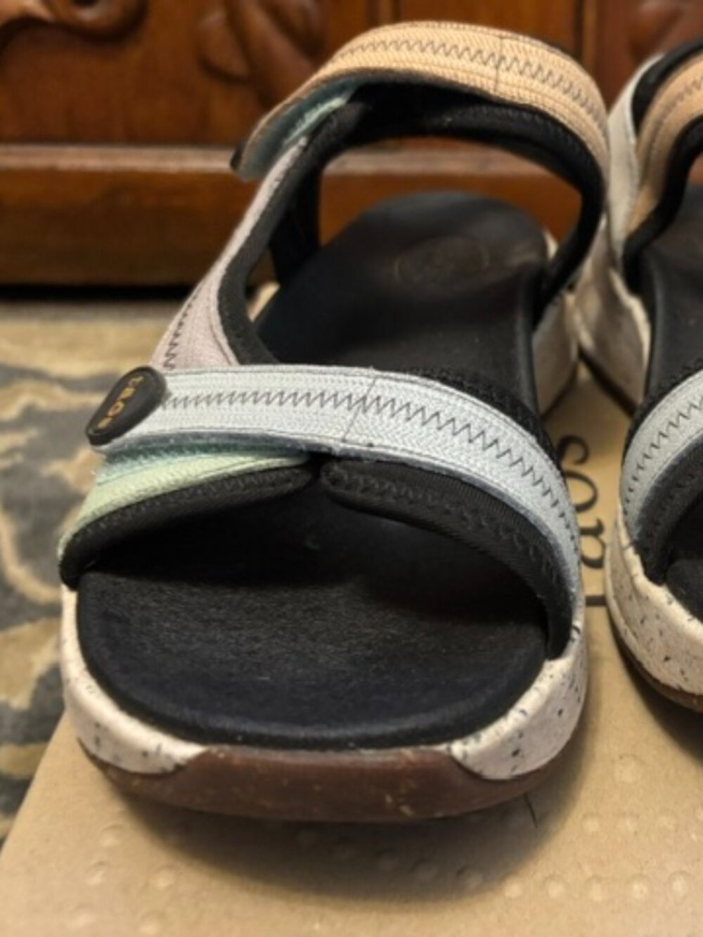 Taos Super-Side Sport Sandals, Women's Size 9 NIB